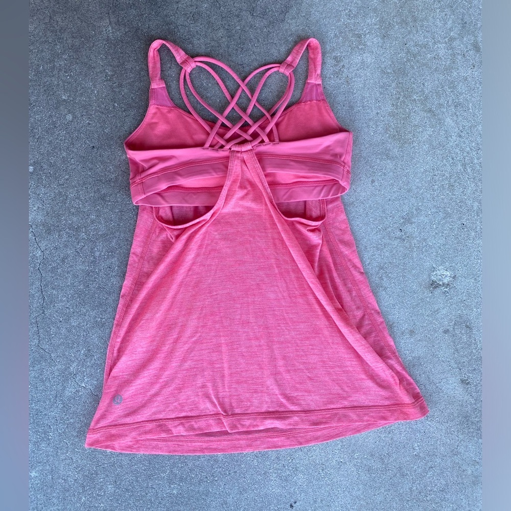 Lululemon Sunset Salutation Tank
Heathered Pink Lemonade / Pink Lemonade, size 4 - Picture 5 of 6